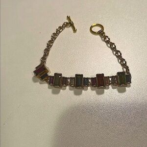 Elegant Gold and Multicolor Bracelet
